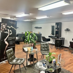 Hair & Beauty Lounge
