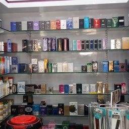 Aagman Beauty Shop