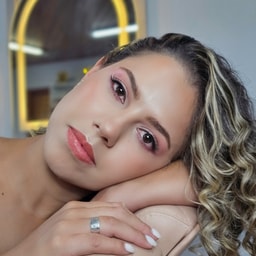 Leia Bocussi Studio de Beleza