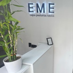 EME MAGDALENA - Cejas, Pestañas y Más