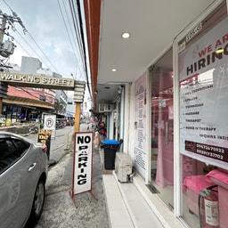 Cloudskin Gluta Nails and Spa Aesthetic Clinic