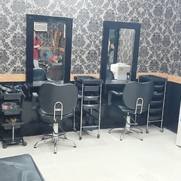 G n B the salon