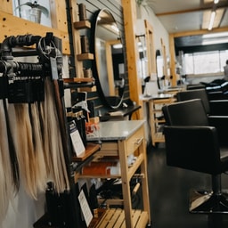 Captivate Salon