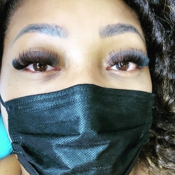 Make Me Mink Lashes / Beauty Spa