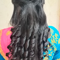 Suji beauty parlour
