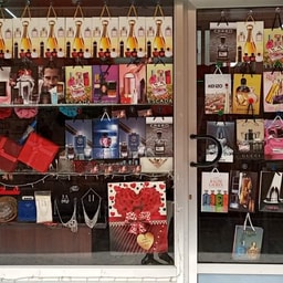 Romance Perfumes and Cosmetics Tools
