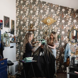 Lady Legend Studio