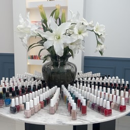 White Star Salon