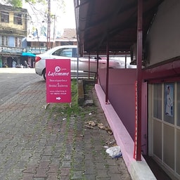 Lafemme Beauty Parlour