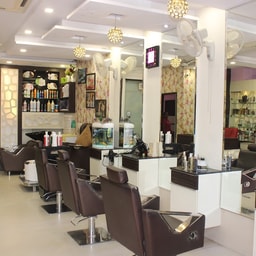 Femz Beauty saloon