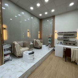 Mayas Al Yasmeen Salon