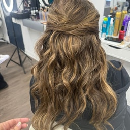 Dilan Beauty Studio