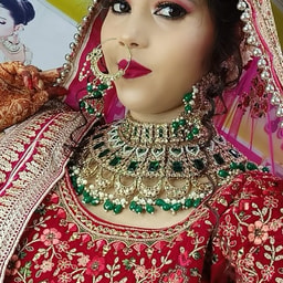 Simran Beauty Parlour