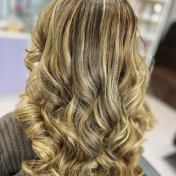 Shims Salon