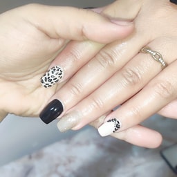 Raja Beauty Salon