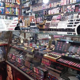 Qasim Beauty Shop