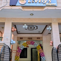 Lovely's Makeover Salon