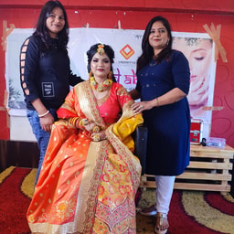 Vaani Beauty Parlour