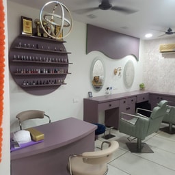 V derma beauty clinic & academy