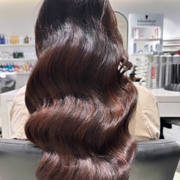 Blooms Salon - Al-Mansouriya