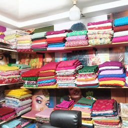 Srav's beauty parlour and matching centre