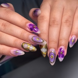 The Hive Salon Collective