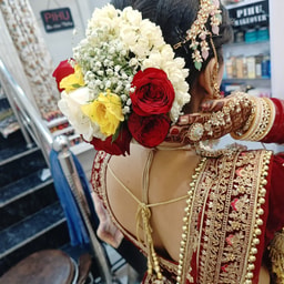 Pihu Beauty Salon & Academy