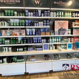 Bath & Body Works