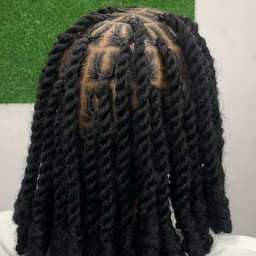 Aggie Beauty Parlour