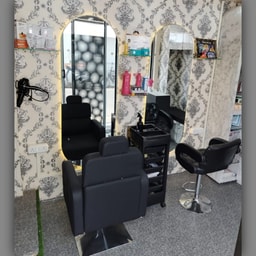 Essence Ladies Salon