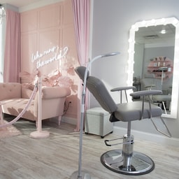 Flawless Makeup Lounge