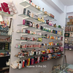 Samridhi Cosmetics & Fashions
