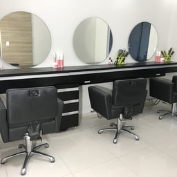 Studio Elegance