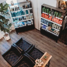 Salon Hazelton
