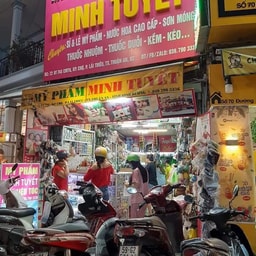 My Pham Minh Tuyet Lai Thieu
