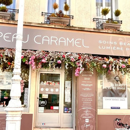 Peau Caramel