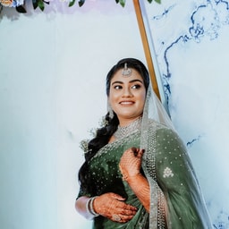 Lush Beauty Lounge Makeup Studio Ladies & Kids