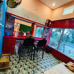 Advika Beauty Parlour and Cosmetics Center