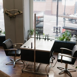 Hustle + Heart Salon