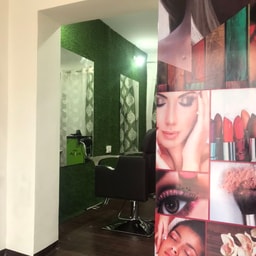SS Makeup Studio & Beauty Salon
