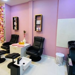 Rup Bodhua Beauty Parlour