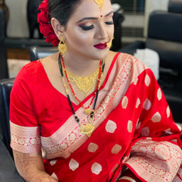Evelyn Bridal Studio and professional beauty salon for ladies