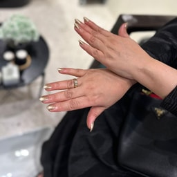 Strive For Beauty Women Salon