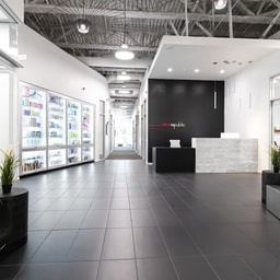 Salon Republic Burbank