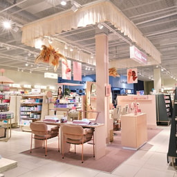 Beauty Bar by Dashl Ahlens Mall of Scandinavia