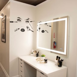 Plush Beauty Bar