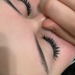 Gorgeous Glow Beauty Bar