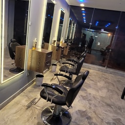 Salony Beauty Center