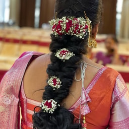 Rutuja Beauty Parlour and makeup studio