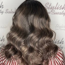 Stylish Beauty Salon